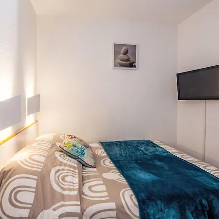 Apartment Les Coteaux De La Nartelle-35 By Interhome *