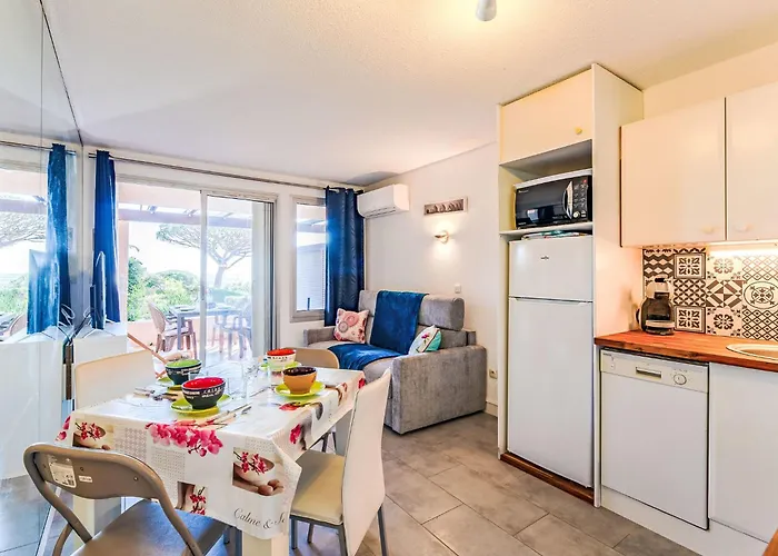 Апартаменти Les Coteaux De La Nartelle-35 By Interhome